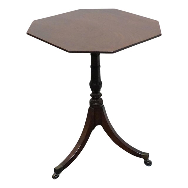 Vintage Antique Solid Mahogany English Traditional Style 22" Tilt Top Accent End Table For Sale