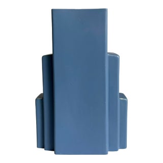 1920s Art Deco Skyscraper Vase, Dusty Blue For Sale
