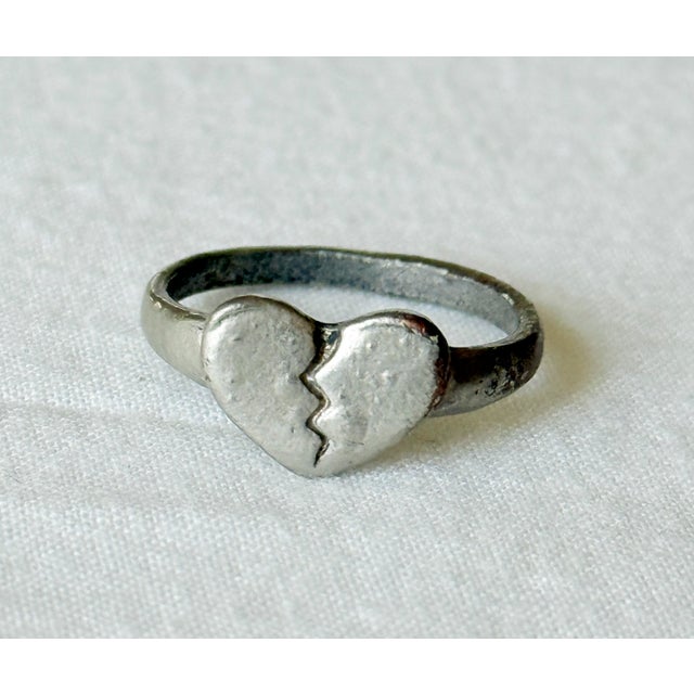 Robert Lee Morris Vintage Style Mini Charm Ring Collection, Mixed-Metal Costume Jewelry For Sale - Image 4 of 17