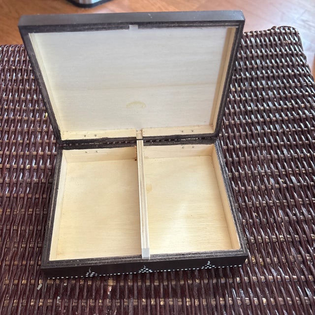 Folk Art 1950s Tyrol Wooden Box For Sale - Image 3 of 3