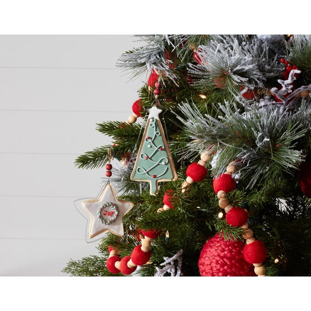 Bring the joy of holiday baking to your Christmas tree with this delightful set of Tree and Star Cookie Cutter Ornaments!...