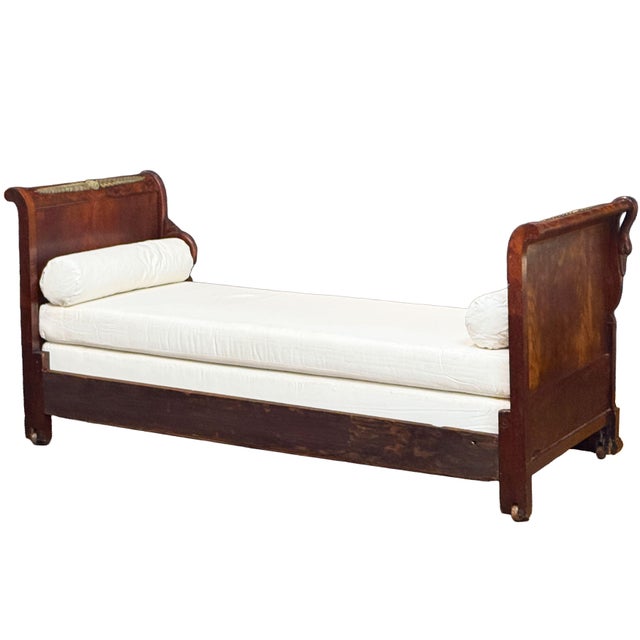 French Empire Gilt Mounted Day Bed or Lit en Bateau Sleigh Bed of Flame Mahogany For Sale In Austin - Image 6 of 14