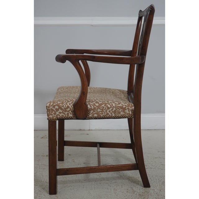 English Set of 8 Baker Vintage Mahogany Dining Room Chairs For Sale - Image 3 of 18
