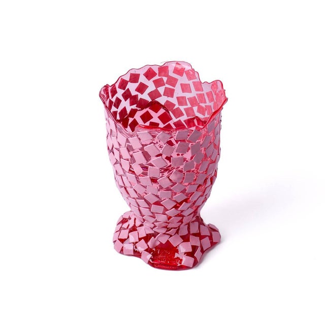 Contemporary Rock Vase in Clear Light Fuchsia by Gaetano Pesce for Fish Design For Sale - Image 3 of 12