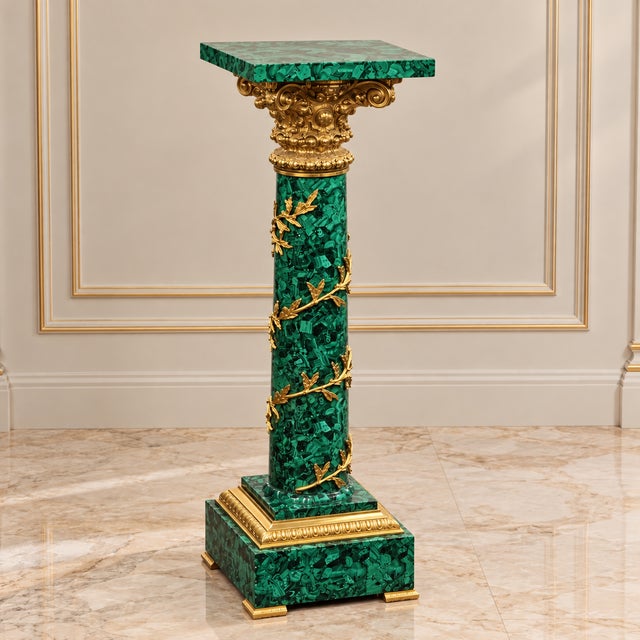 This elegant French Rococo style pedestal features a beautiful marbleized green finish that adds depth and sophistication...