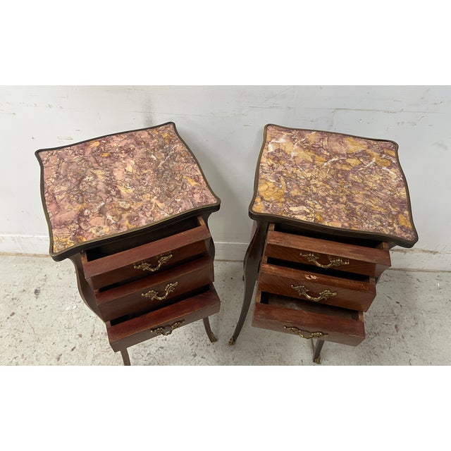 Small Louis XV Style Marquetry Commodes with Marble Tops, 1900s, Set of 2 For Sale - Image 4 of 13
