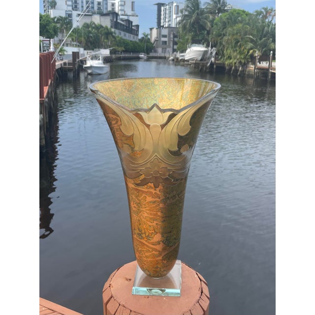 Vintage 1980s Salvatore Polizzi Attributed Carved Golf Leaf Art Glass Vase For Sale - Image 11 of 11