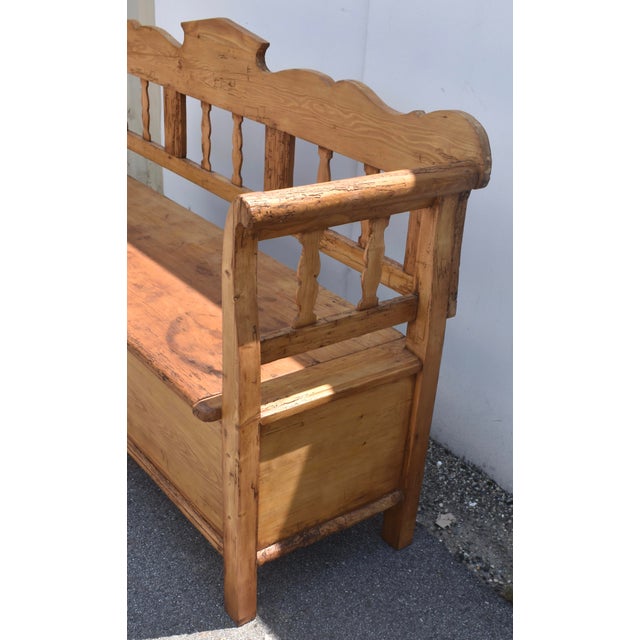 Pine and Oak Storage Bench or Settle For Sale - Image 4 of 14