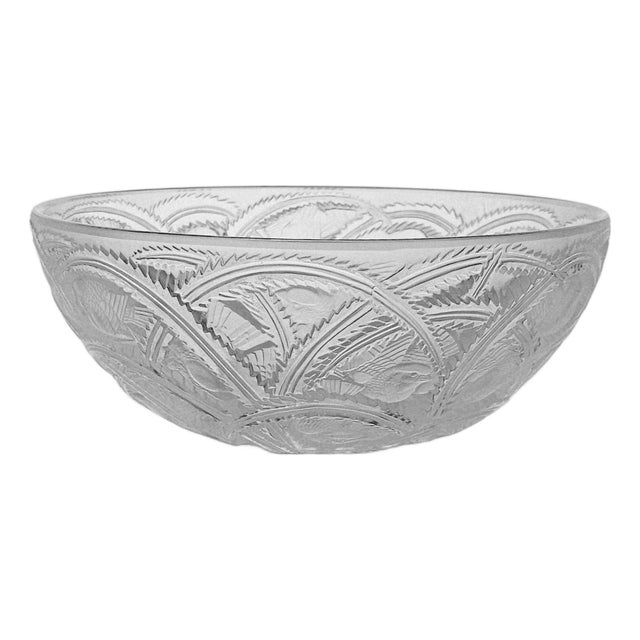 Lalique France Pinsons Crystal Centerpiece Bowl With Frosted Finches 9.125" For Sale