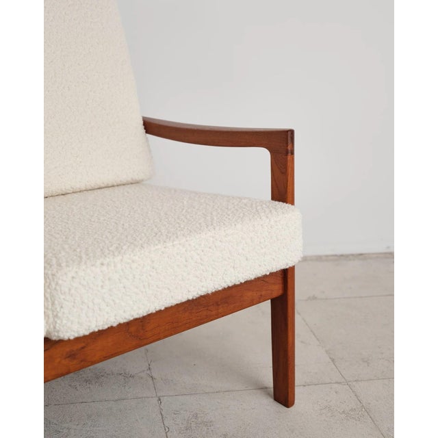 Senator Series 3-Seater Sofa in Teak with Bouclé Upholstery by Ole Wanscher for France & Daverkosen, Denmark, 1950s For Sale - Image 12 of 18
