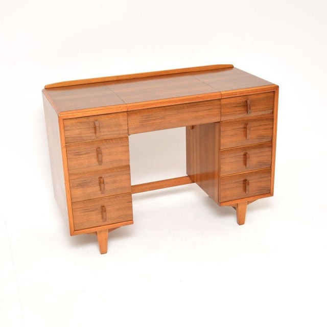 Mid-Century Modern Vintage Walnut Dressing Table from Heals, 1950 For Sale - Image 3 of 16