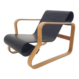 Model 41 Paimio Lounge Chair attributed to Alvar Aalto for Vitra Miniature Collection For Sale