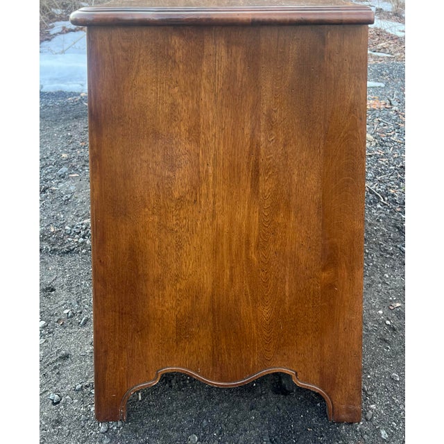 Ethan Allen Country French Nightstands Finish 236 - A Pair For Sale - Image 11 of 12