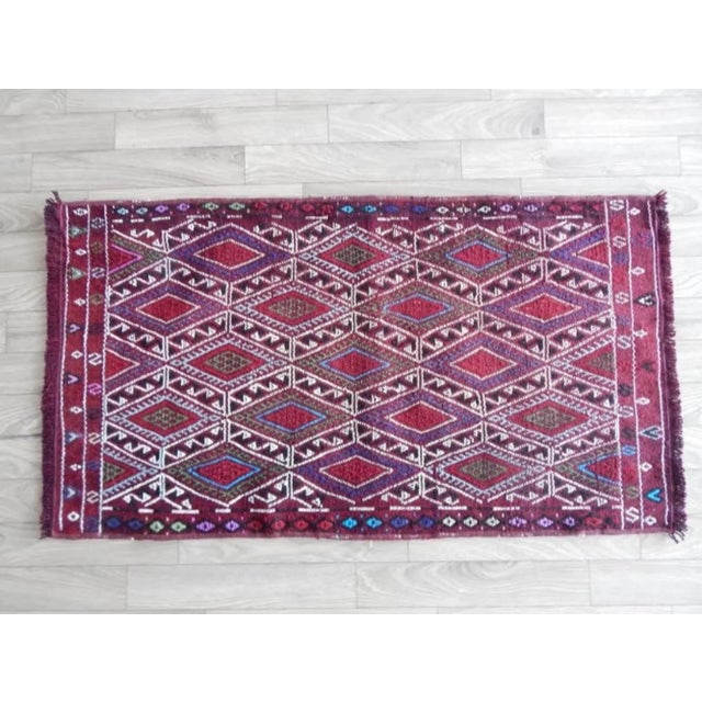 Brick Red Vintage Mid Century Geometric Rug- 1′8″ × 2′12″ For Sale - Image 8 of 8
