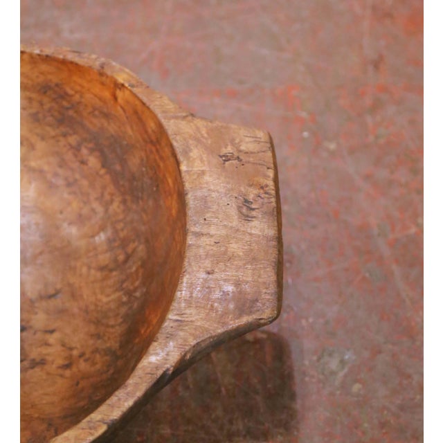 Wood 19th Century French Elm Dough Bowl With Hand-Carved Handle For Sale - Image 7 of 8