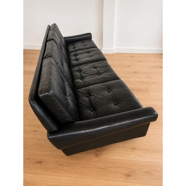 Vintage Danish Four-Seater Sofa in Black Leather and Chrome from Svend Skipper For Sale - Image 5 of 11