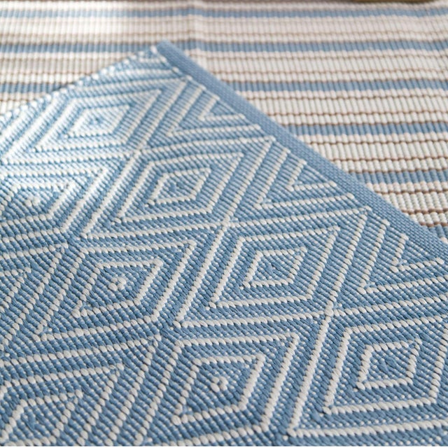 2020s Dash & Albert by Annie Selke Diamond Slate/Light Blue Indoor/Outdoor Rug, 5' x 8' For Sale - Image 5 of 6