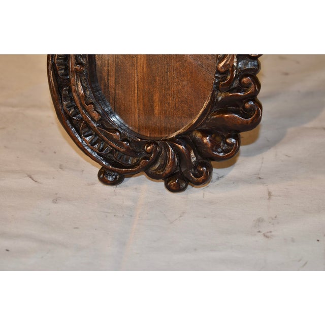 Hand-Carved Oak Picture Frame From France, Circa 1900 For Sale - Image 4 of 5