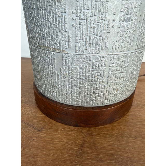 1960s Mid-Century Modern Wall Street Journal Printing Plate Walnut and Metal Table Lamp For Sale In Philadelphia - Image 6 of 10