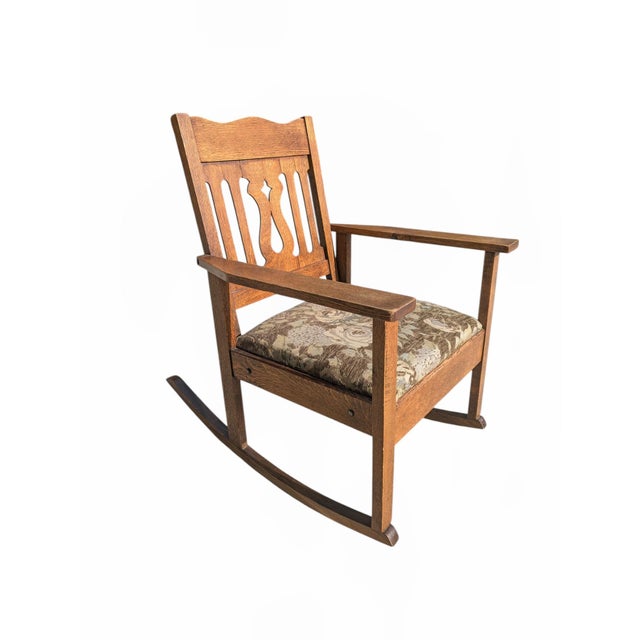 American Early 20th Century Arts and Crafts Mission Oak Rocking Chair For Sale - Image 3 of 9
