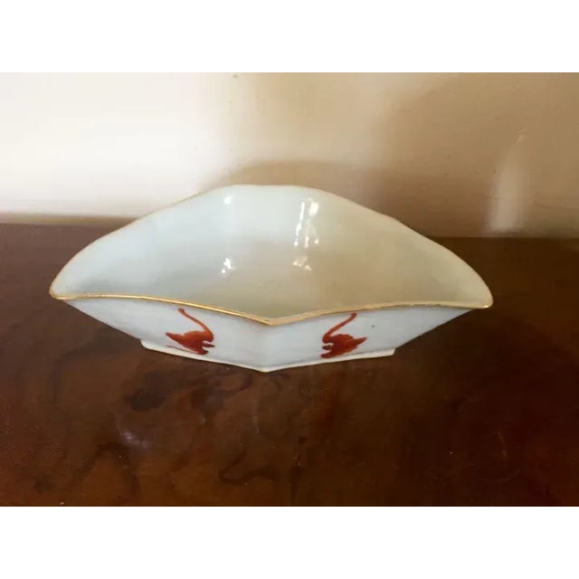 Antique White 19th Century Chinese Export Rose Porcelain Bowl For Sale - Image 8 of 11