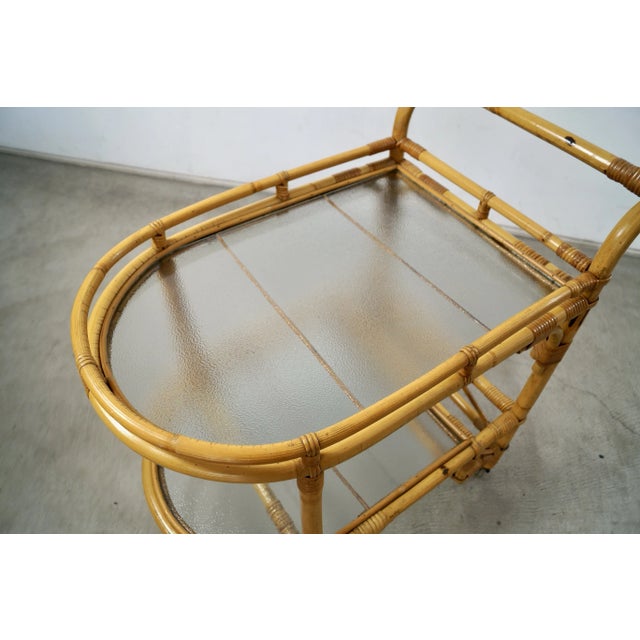 1960’s Mid-Century Modern Rattan & Glass Bar Cart For Sale - Image 10 of 12