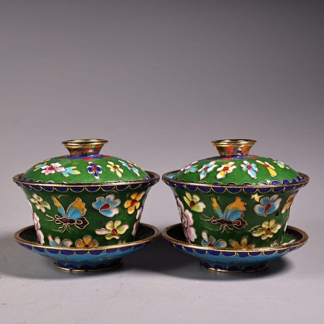 Traditional Vintage Cloisonne Enamel Lidded Tea Bowls Gaiwan Sets - Pair For Sale - Image 3 of 8