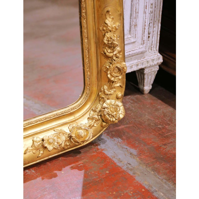 Wood 19th Century French Louis Philippe Giltwood Mirror With Floral Relief Décor For Sale - Image 7 of 8