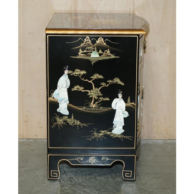Decorative Chinese Chinoiserie Cabinet For Sale - Image 12 of 18