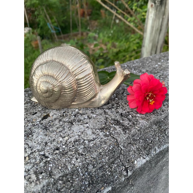 Vintage Mid-Century Modern Silver Brass Snail Figurine – Large Heavy Metal Snail Paperweight Sculpture, Hollywood Regency Table Decor For Sale - Image 11 of 12