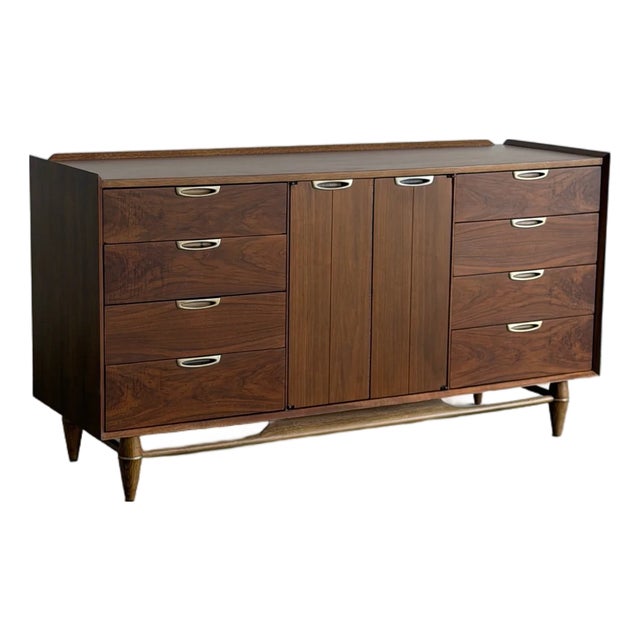 1960s Broyhill Premier Walnut Mid Century Dresser Twelve Drawer Central Doors Credenza For Sale