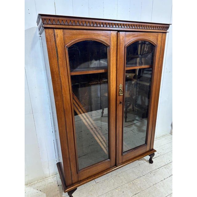 Victorian Adjustable Shelf Mahogany Bookcase with Glass Double Doors, 1850 For Sale - Image 6 of 15