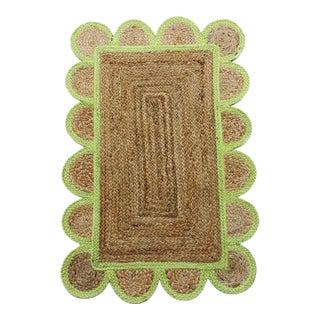 Handwoven Natural Jute Bath Rug With Light Green Scalloped Border For Sale