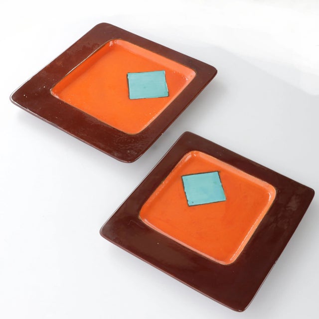 Flat Dishes, Set of 50 For Sale - Image 4 of 6