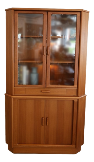 Vintage Danish Corner Cabinet in Teak from Dyrlund, 1960s