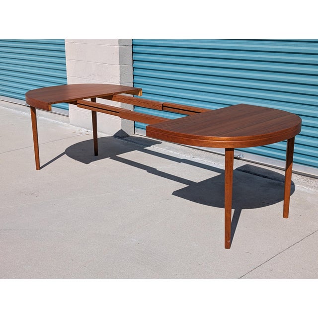 Skaraborgs Mid Century Modern Expandable Teak Dining Table by Skaraborgs, C1960s For Sale - Image 4 of 15