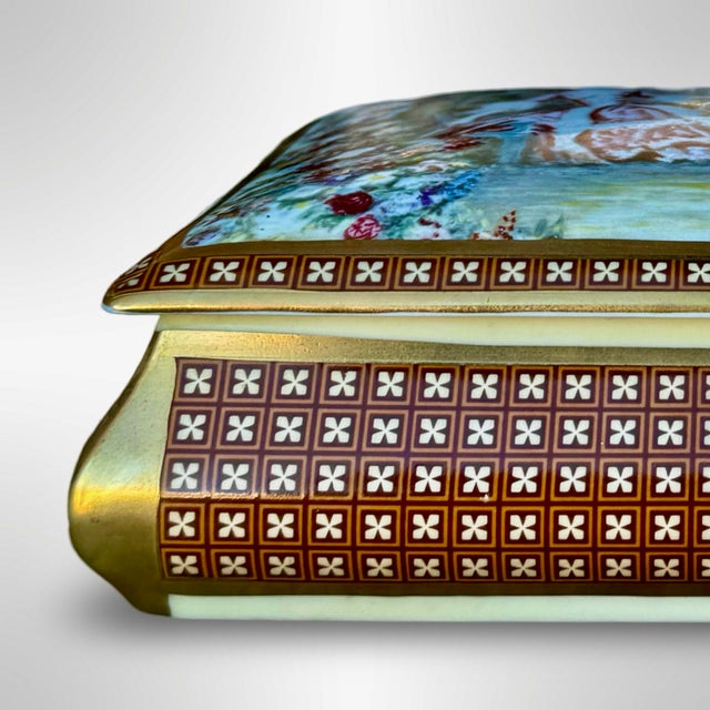 Vintage French Ceramic Hand Painted Porcelain Lidded Box For Sale In San Diego - Image 6 of 9
