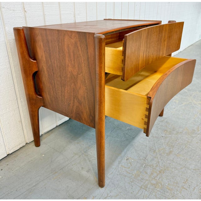 Mid-Century Swedish Modern William Hinn Sculptural Walnut 4-Piece Bedroom Set For Sale - Image 11 of 12