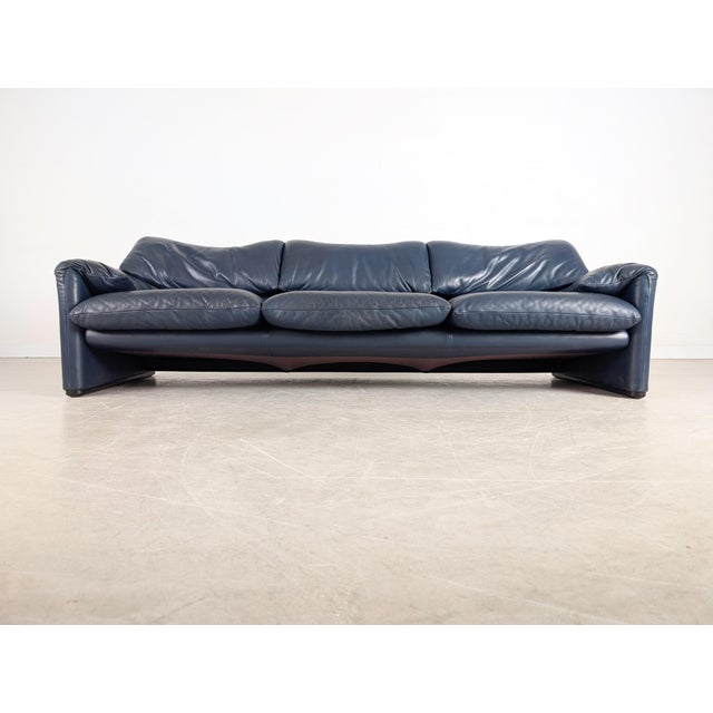 Mid-Century Modern Maralunga Sofa by Magistretti for Cassina For Sale - Image 3 of 12