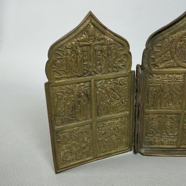 19th Century Brass Folding Travel Polyptych Exhibition in Brass, 1890s For Sale - Image 3 of 11