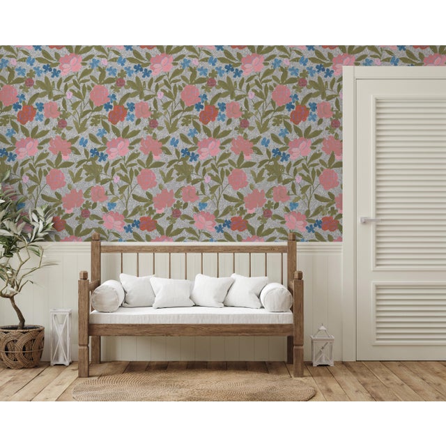 Non-woven fiber-based material with a smooth satin finish. We use the latest digital technology providing the highest...