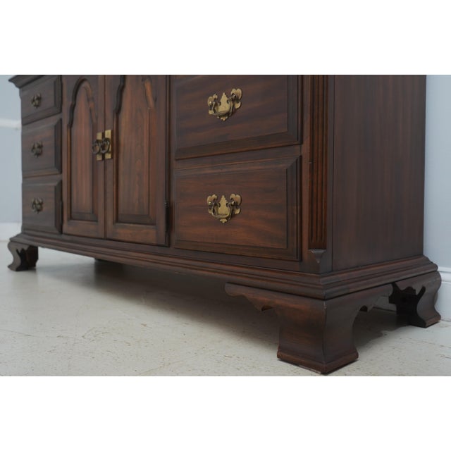 Pennsylvania House Cherry Dresser W. Pair of Mirrors For Sale - Image 9 of 18