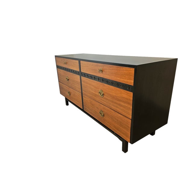 1970s Vintage Walnut Dresser With Brass Hardware, 1970s For Sale - Image 5 of 12