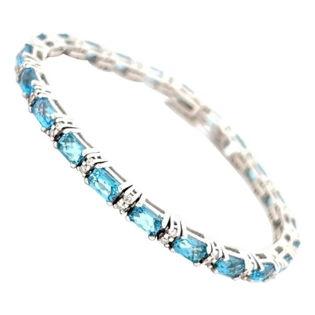 Classic Emerald-Cut Swiss Blue Topaz Bracelet with Diamonds, 14 Kt Yellow Gold For Sale