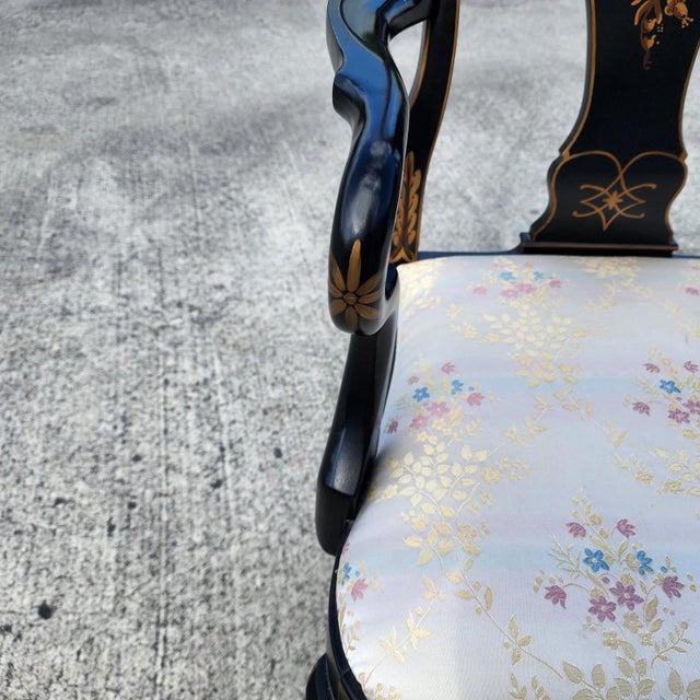 Vintage Queen Anne Chinoiserie Bench For Sale In Miami - Image 6 of 15