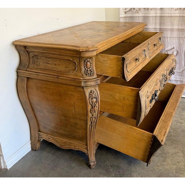 Antique French Louis XV Bombe Commode - Bleached Oak For Sale - Image 15 of 17
