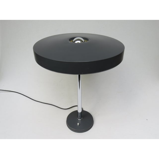 Mid-Century Modern Chrome-Plated and Dark Grey Major Table Lamp by Louis Kalff for Philips, 1960s For Sale - Image 3 of 18