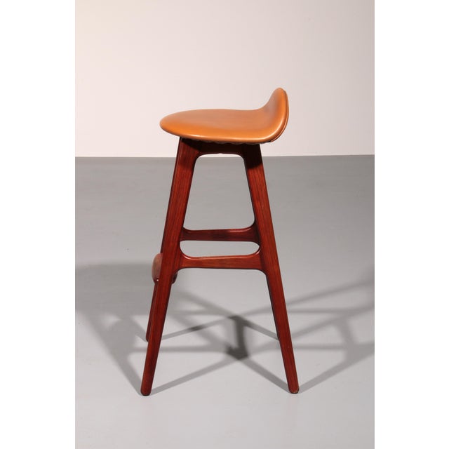 This bar stool was designed by Erik Buch and produced by O.D. Mobler in Denmark. In our opinion, this is the most elegant,...