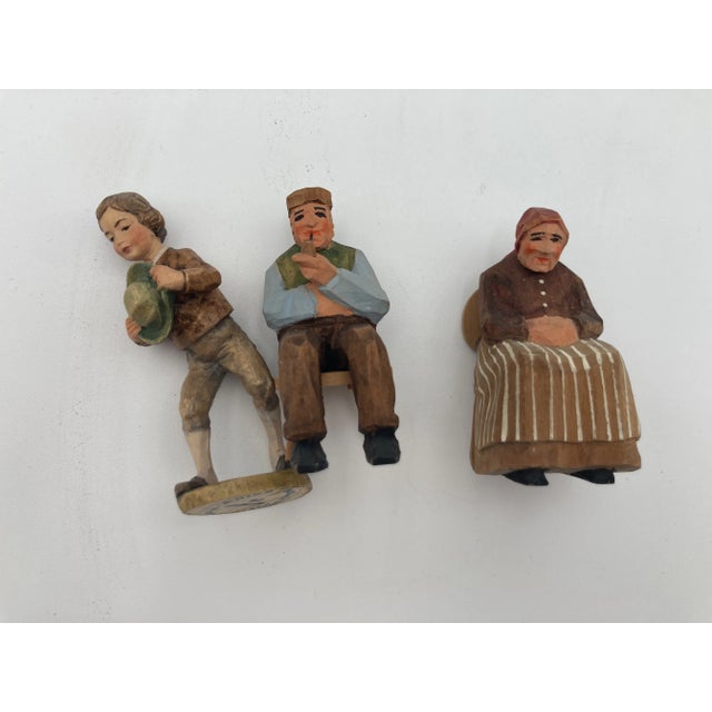 1960s Vintage Swiss Wood Carved Figures - Set of 3 For Sale - Image 5 of 6