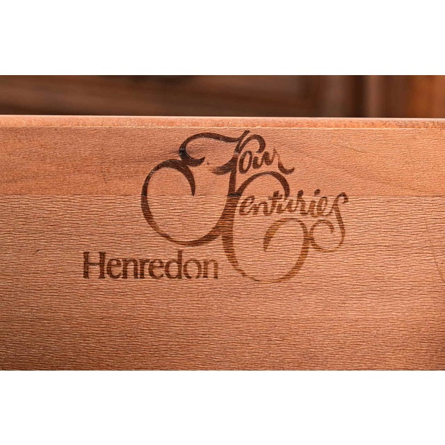 Henredon French Provincial Louis XV Carved Oak Nightstands, Pair For Sale - Image 9 of 14